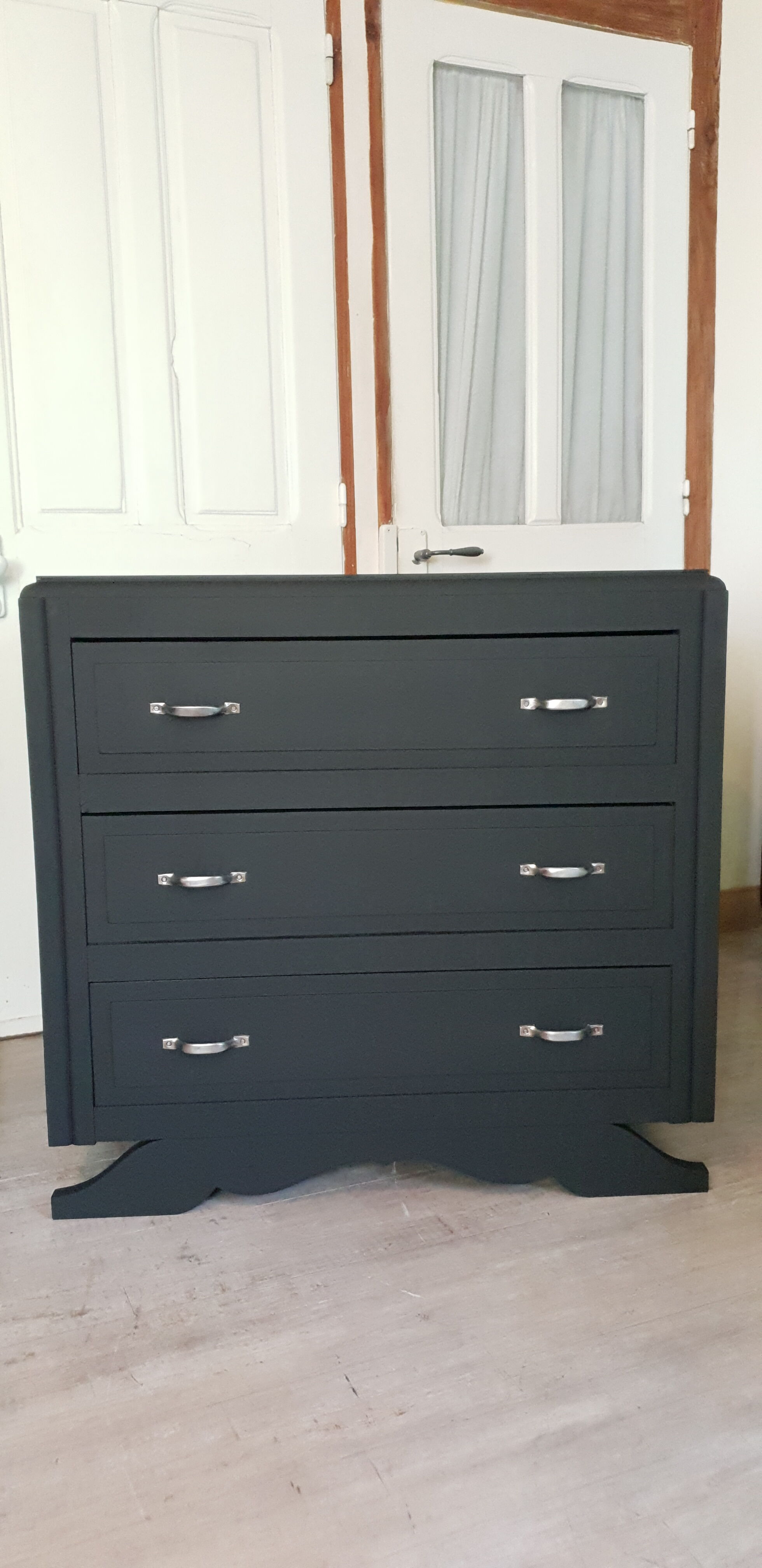 Black Art Deco dresser