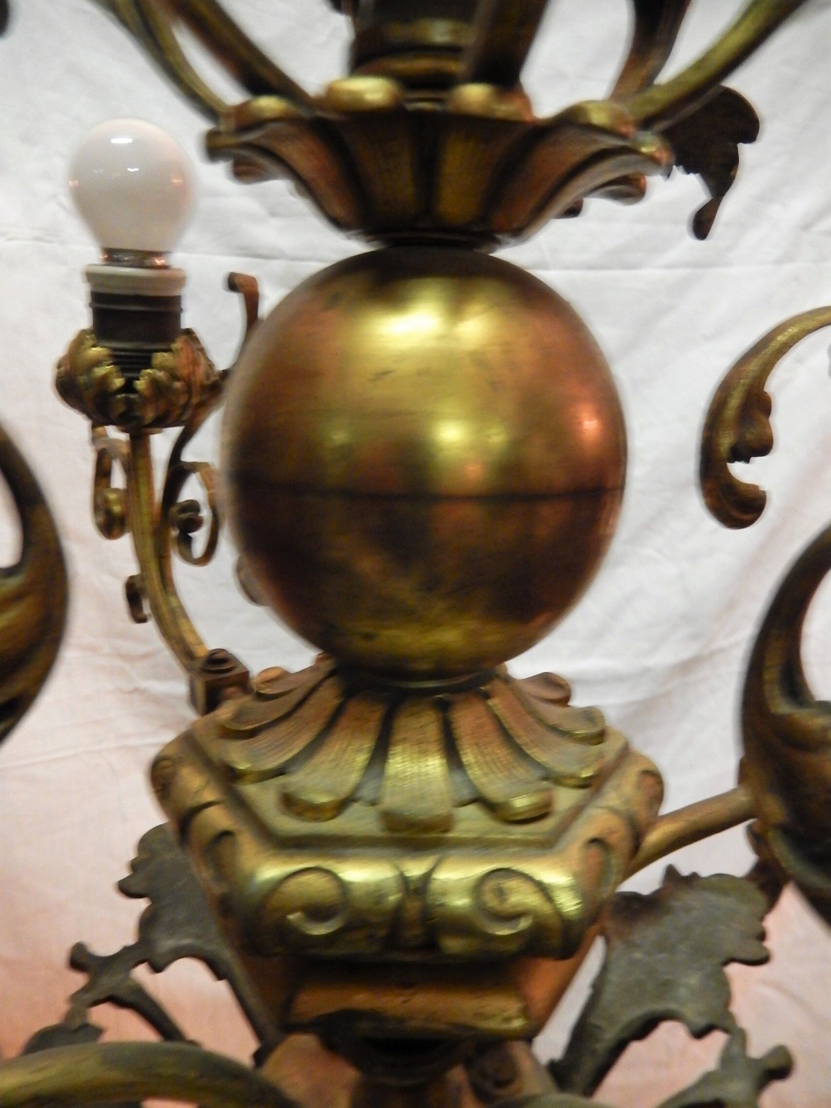 Napoleon III lustre in gilded bronze