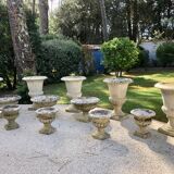 Ensemble de 12 vases Médicis vintage en pierre reconstituée
