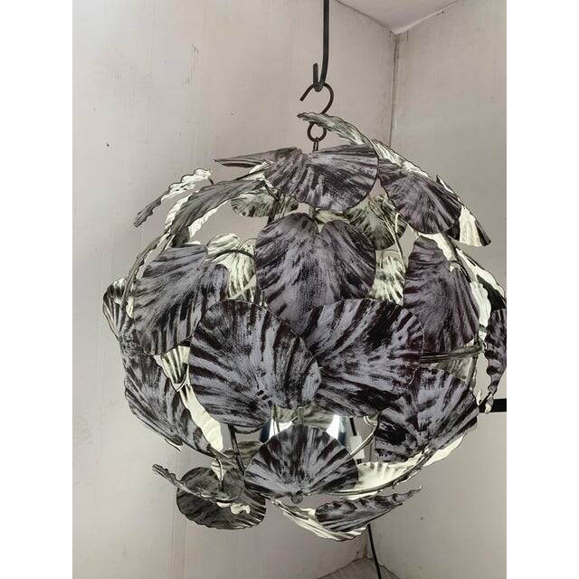 Contemporary brunito end white leaves sphere suspension pendant