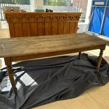 Farm table