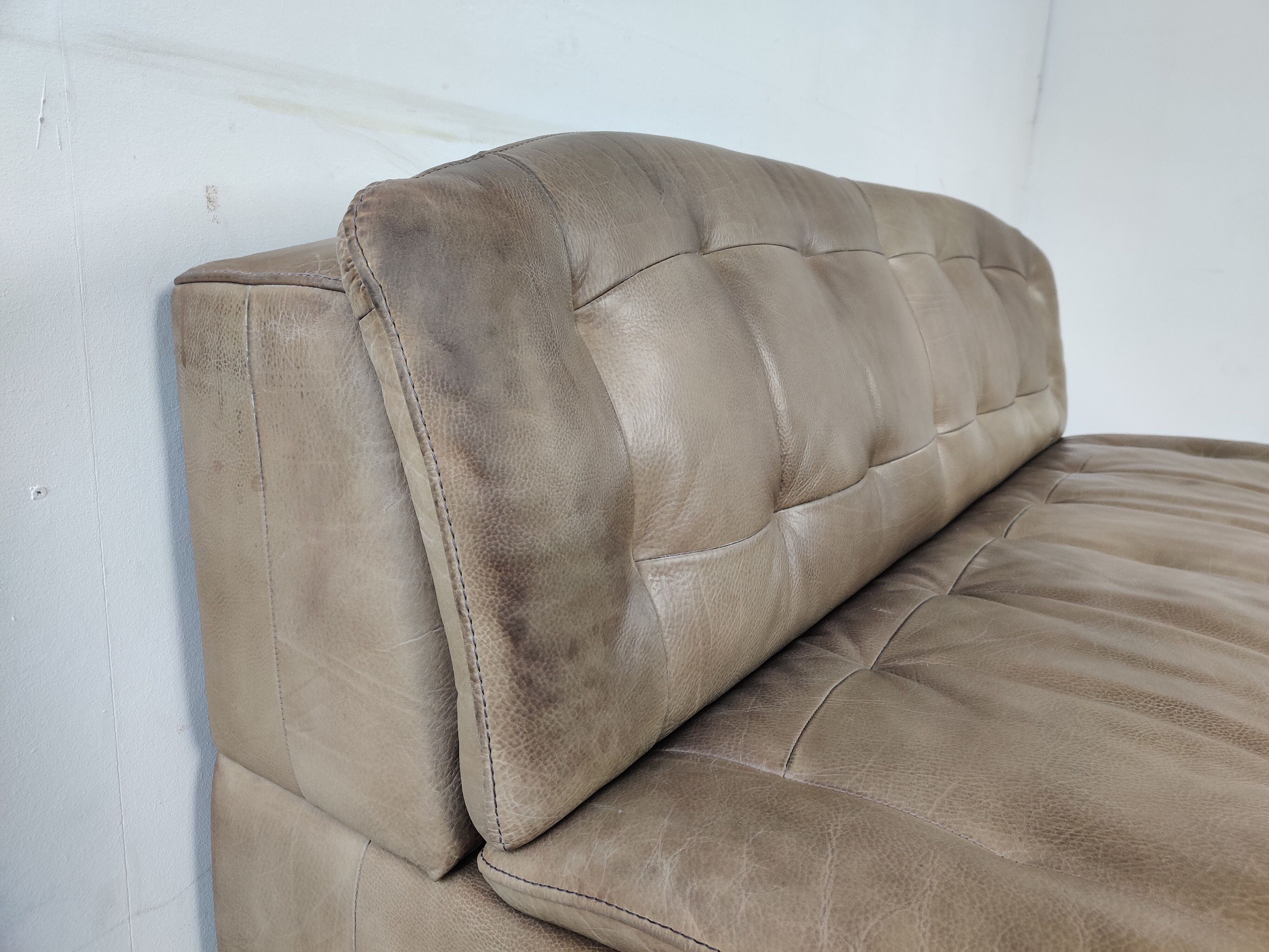 Canapé en cuir design vintage années 70/80