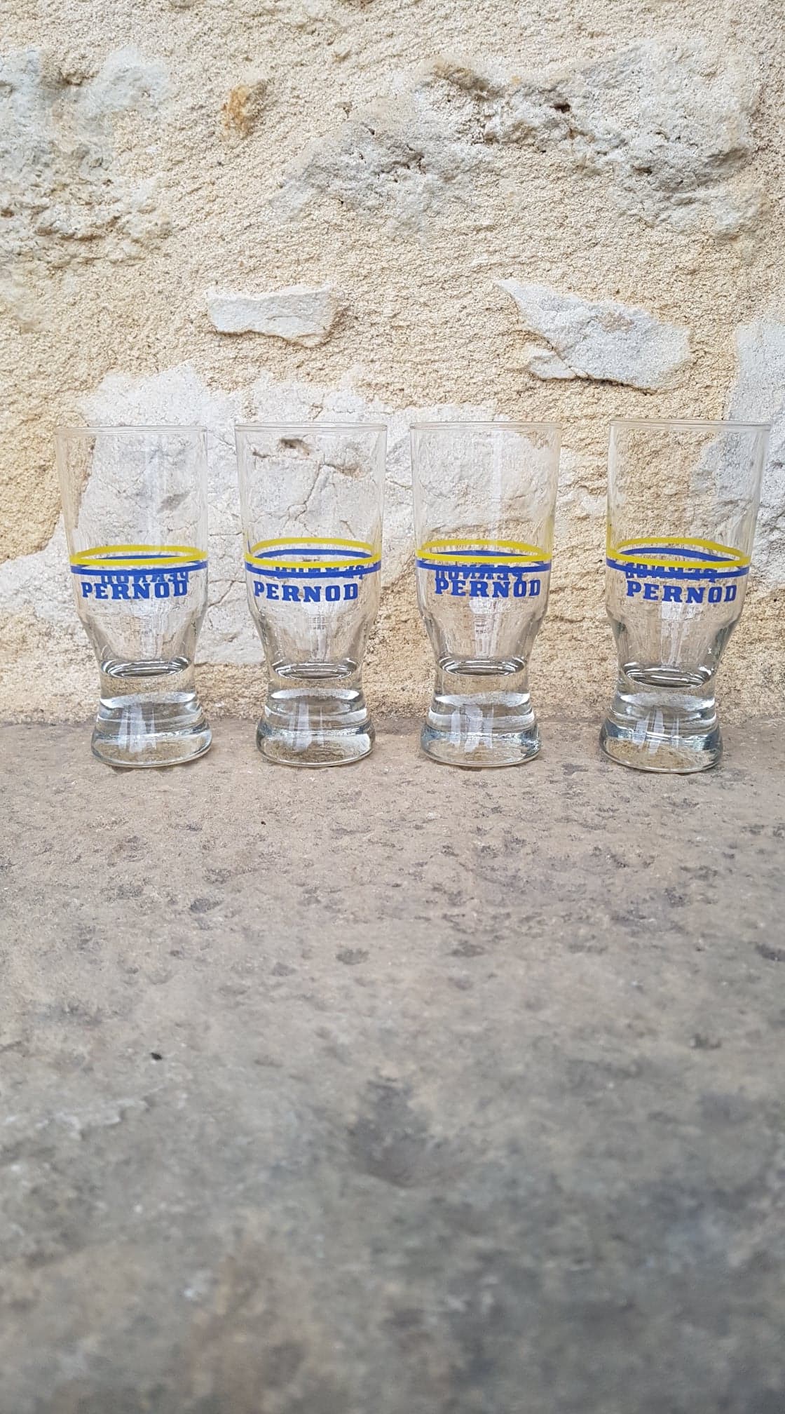 Set of 4 Pernod glasses