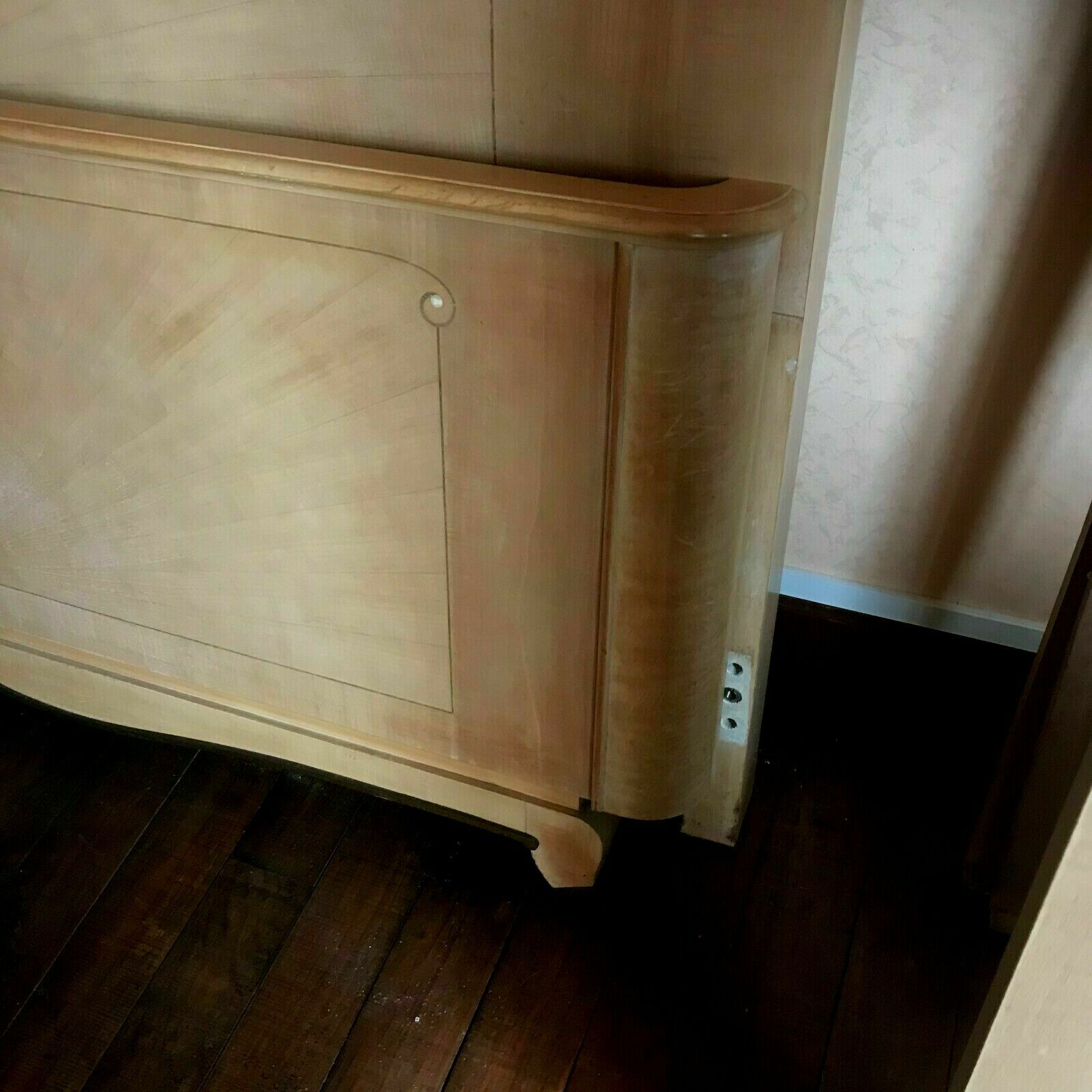 20th century yellow veneer wood Art Deco bed