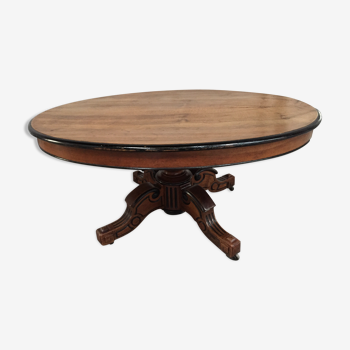 Napoleon III walnut large oval extensible table