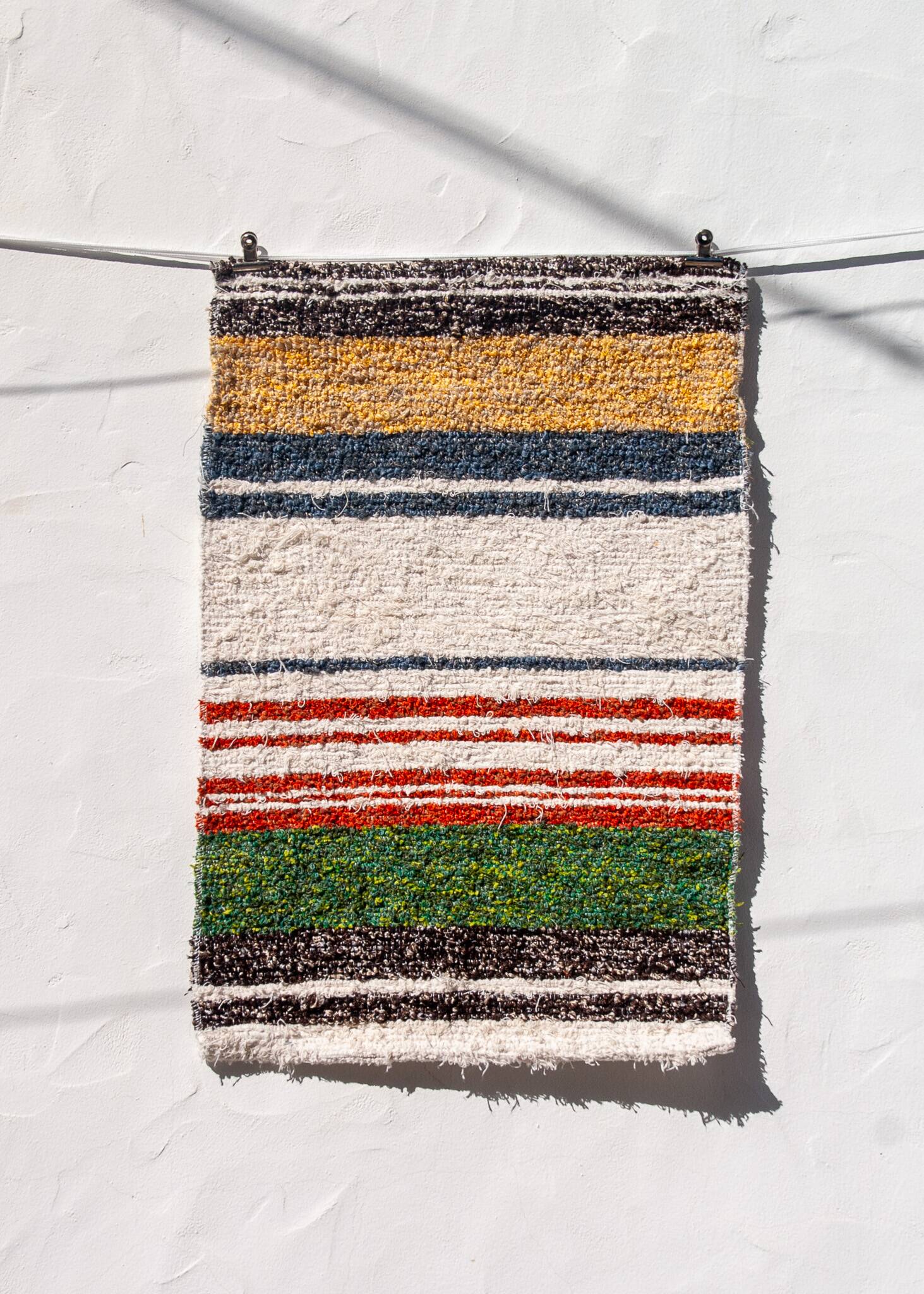 Handwoven recycled cotton rug - 40 x 60 cm