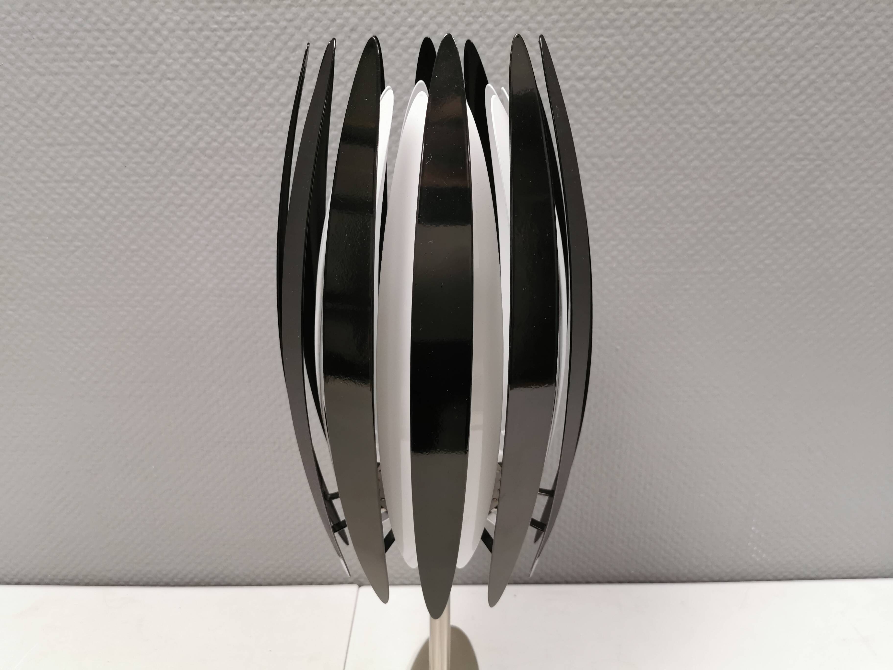 large and heavy table lamp,  by Benny Frandsenin the mid 1980s for Frandsen Lightning. Model JAWS