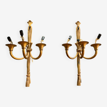 PairLouis XVI style bronze wall lamps