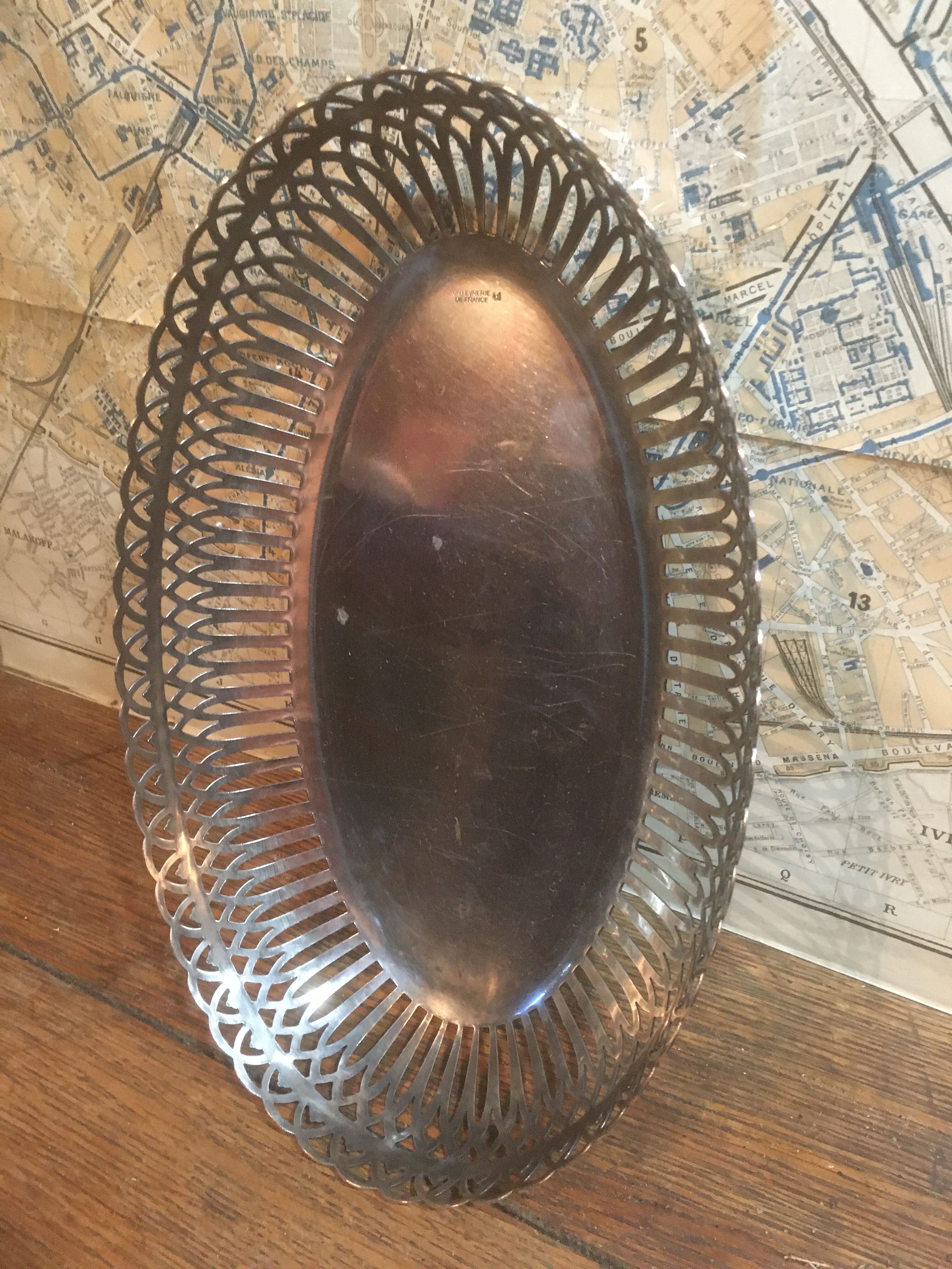 Openwork silver metal bread basket