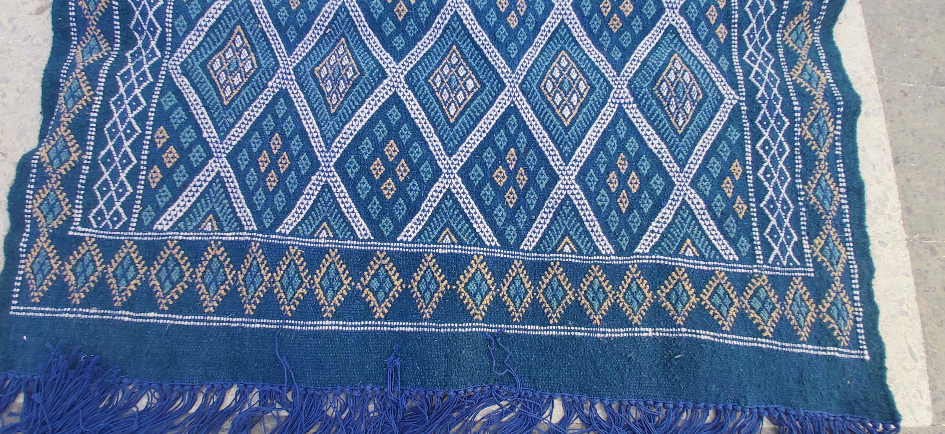 Tapis kilim bleu fait main berbère traditionnel - 200x120cm
