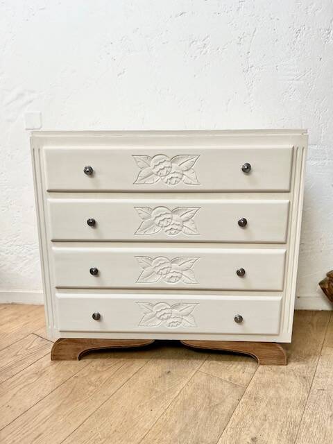 Art Deco style chest of drawers