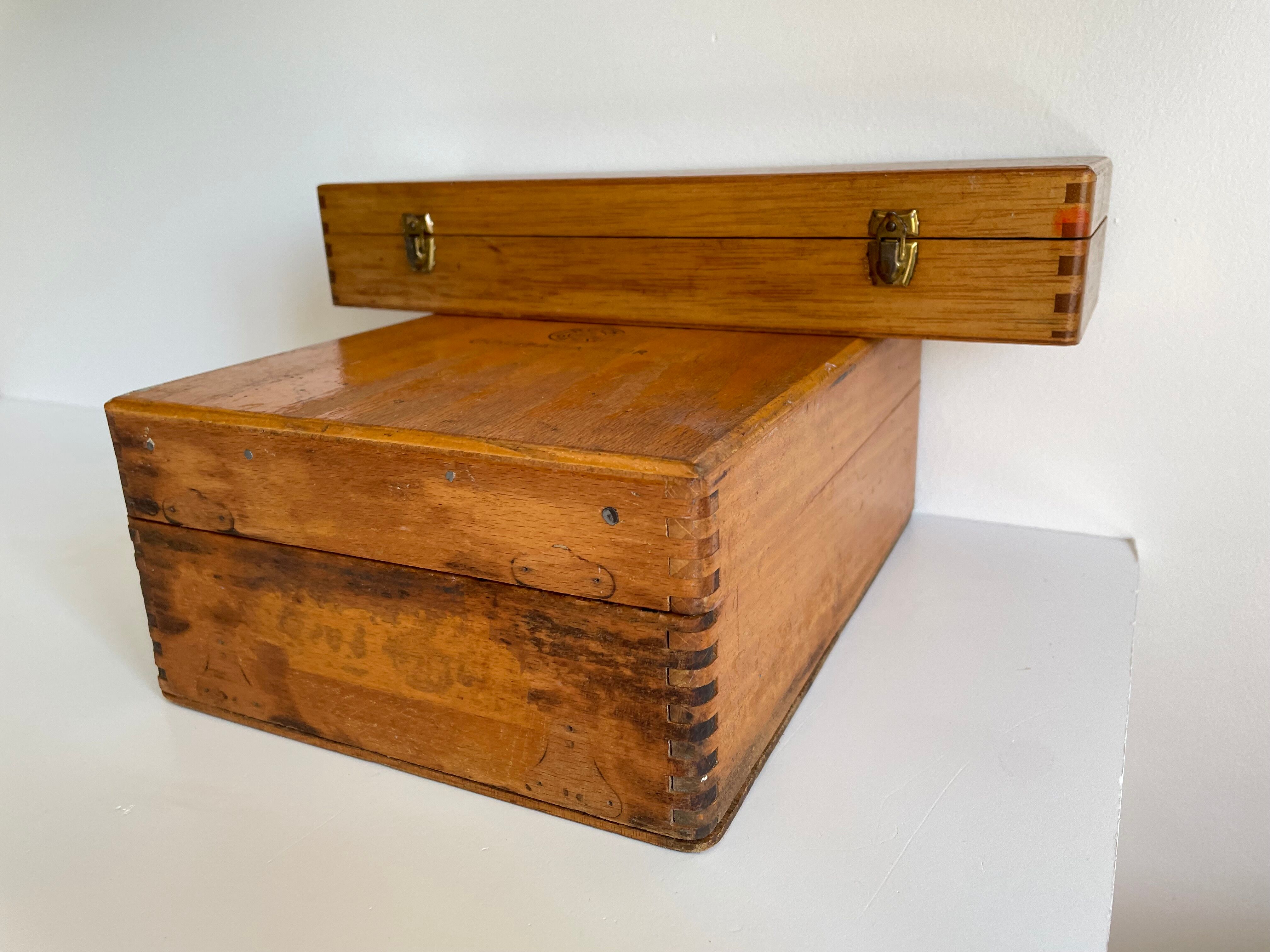 2 boxes in roch wood