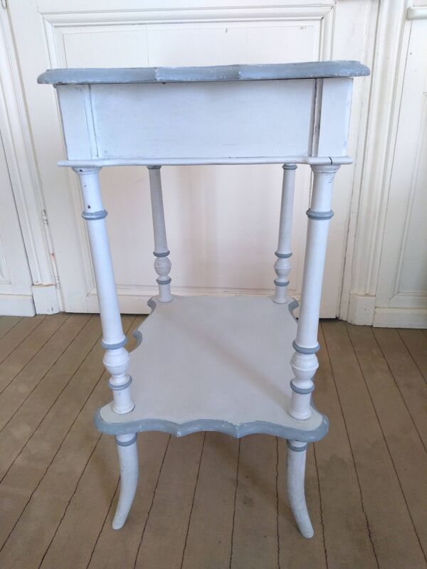 Table d'appoint avec intérieur miroir et casiers de rangements