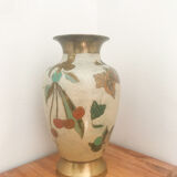 Vase en laiton - motif floral