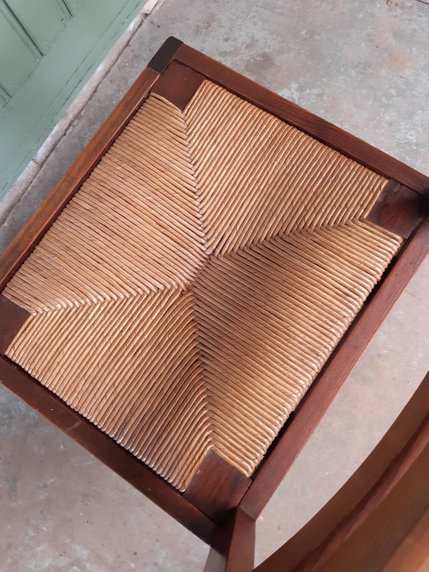 4 straw chairs.