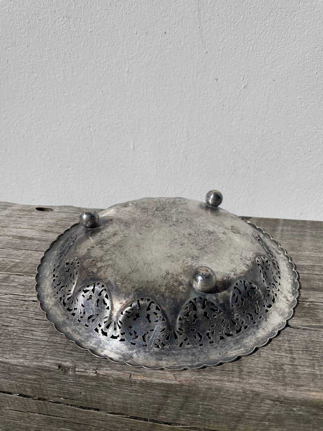 Openwork silver-plated metal fruit bowl or basket