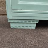 Parisian showcase cabinet year 30