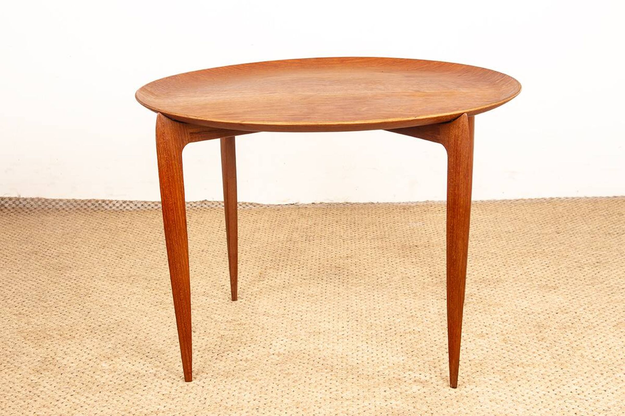 Coffee table, foldable, Danish in teak, model 4508 by Engholm and Willumsen.