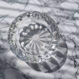 Empty glass pocket
