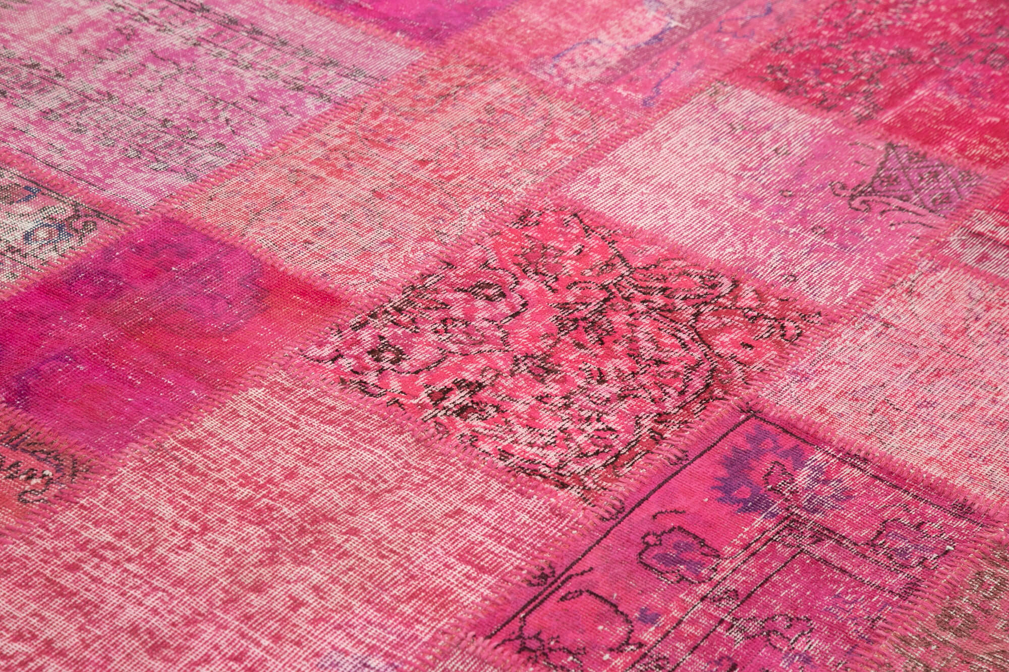Handwoven oriental overdyed 205 cm x 300 cm pink patchwork carpet