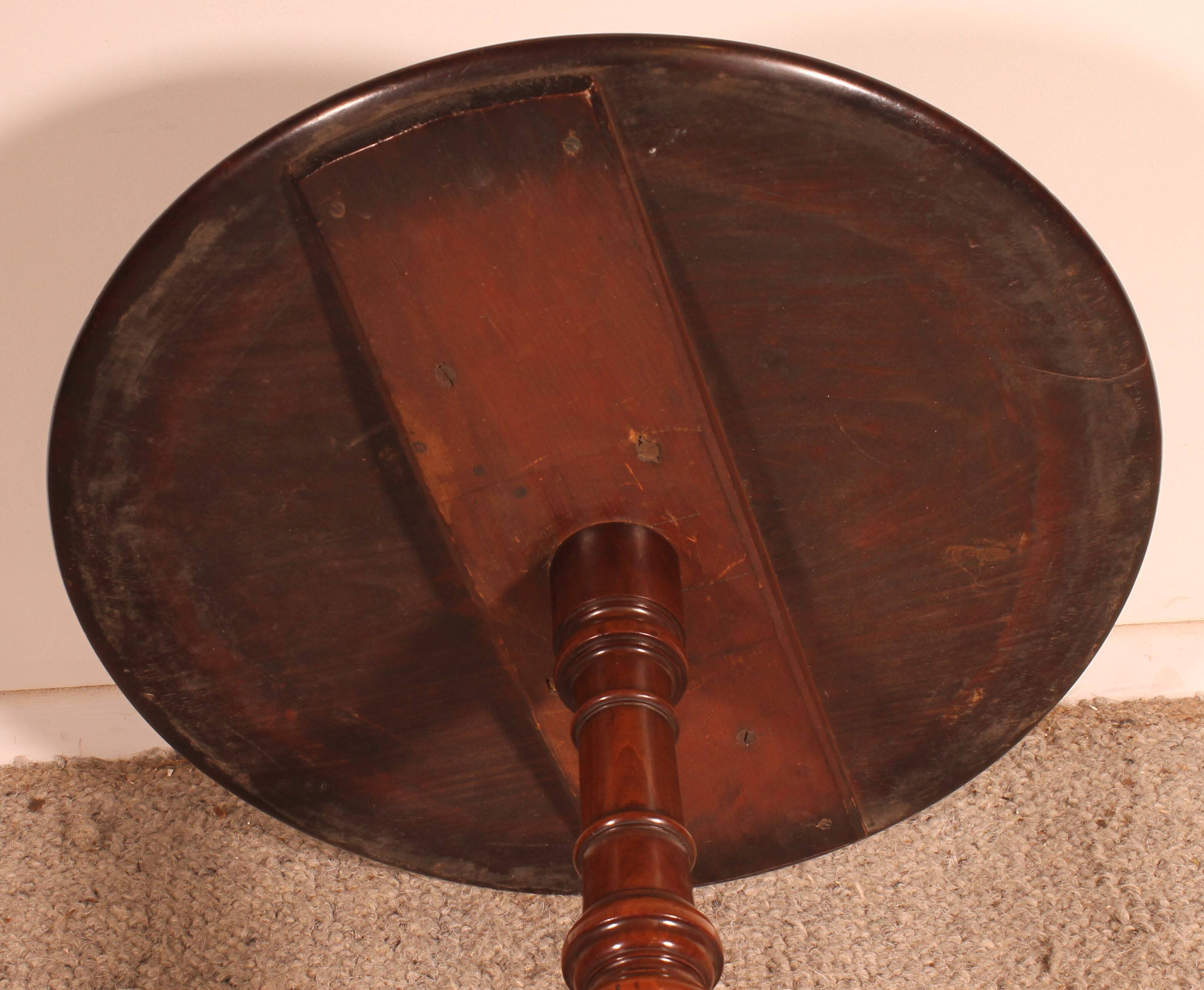 English Gueridon Circa 1800 in Mahogany