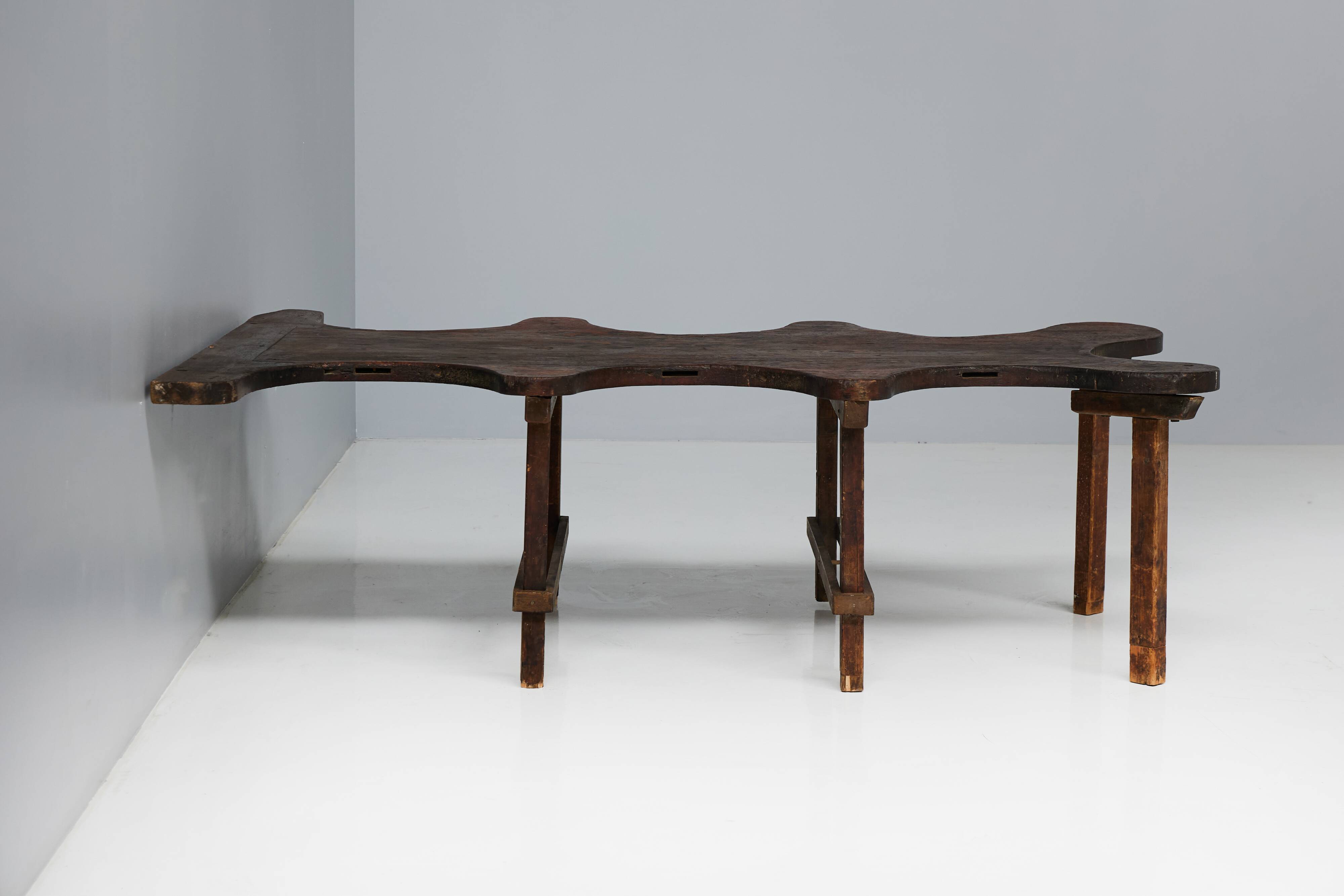 Table Organique Rustique De Forme Libre, France, Fin 19ème Siècle