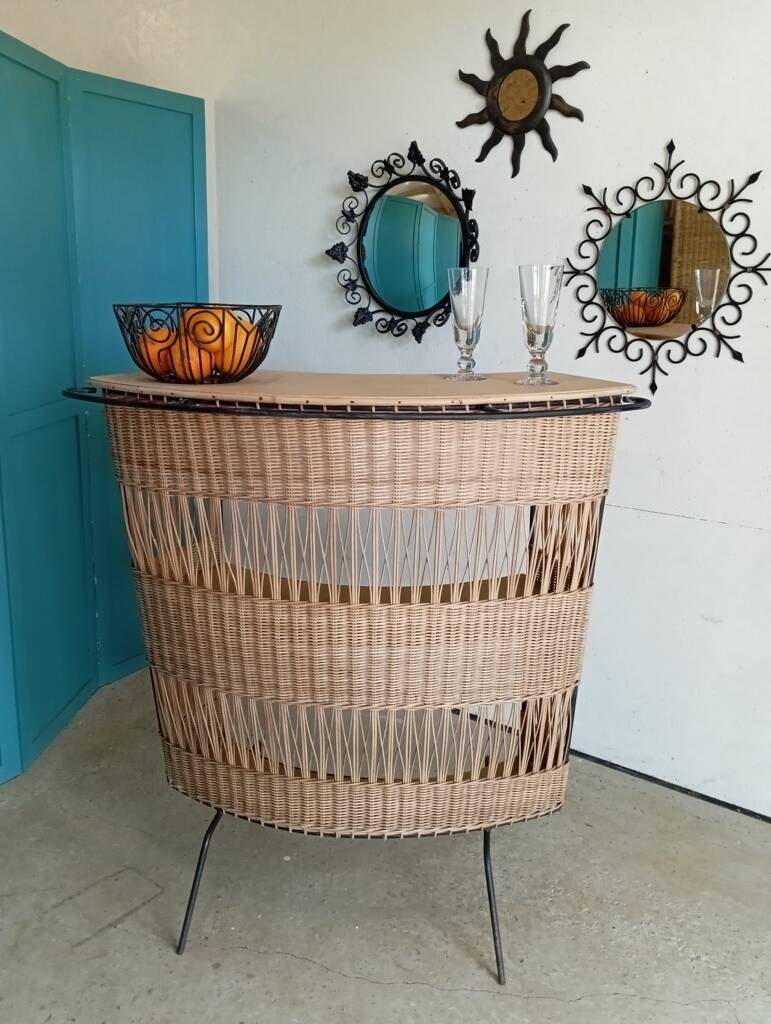 1960s rattan and metal bar counter