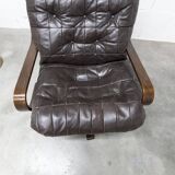 Fauteuil scandinave 1970 bois laminé courbé assise Cuir