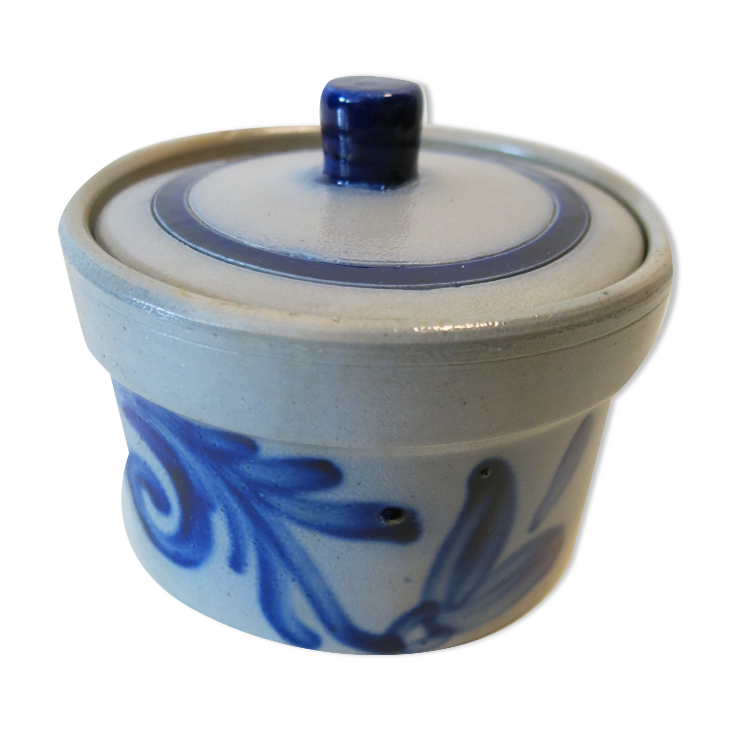 Cologne sandstone butter maker