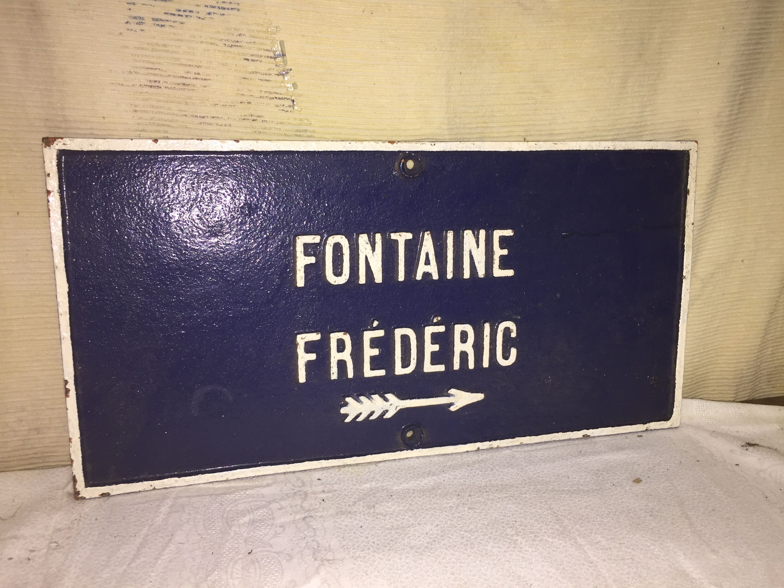 Plaque deco en fonte