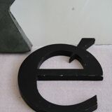 Set of 2 letters of sign