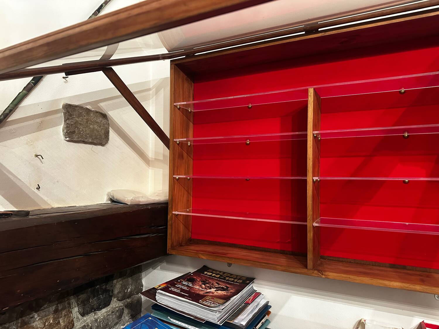 Wall display case for Collection - Wood and Plexiglass D 18 cm / W 106 cm / H 7 cm