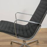 Fauteuil Lounge EA124 de Charles & Ray Eames pour Herman Miller, États-Unis, années 1980