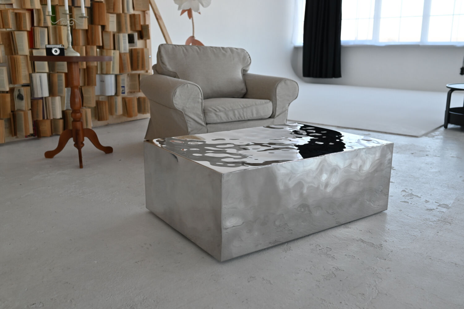 Sculptural Mirror-Polished Stainless Steel Coffee Table by Veliento