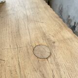 Table brutaliste savoyarde en chêne