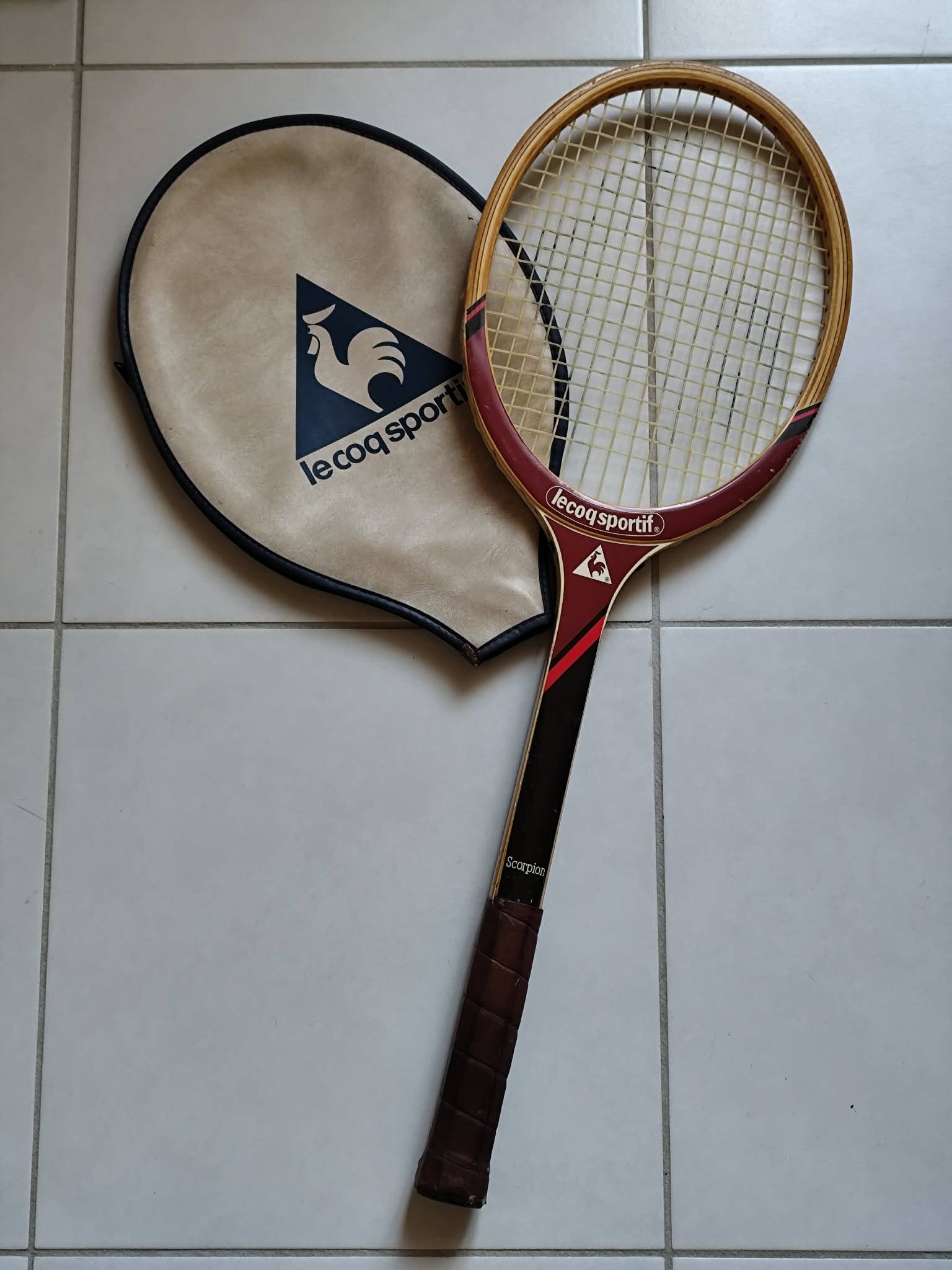 Racket Le Coq Sportif model Scorpion "Endorsed by Roscoe Tanner"