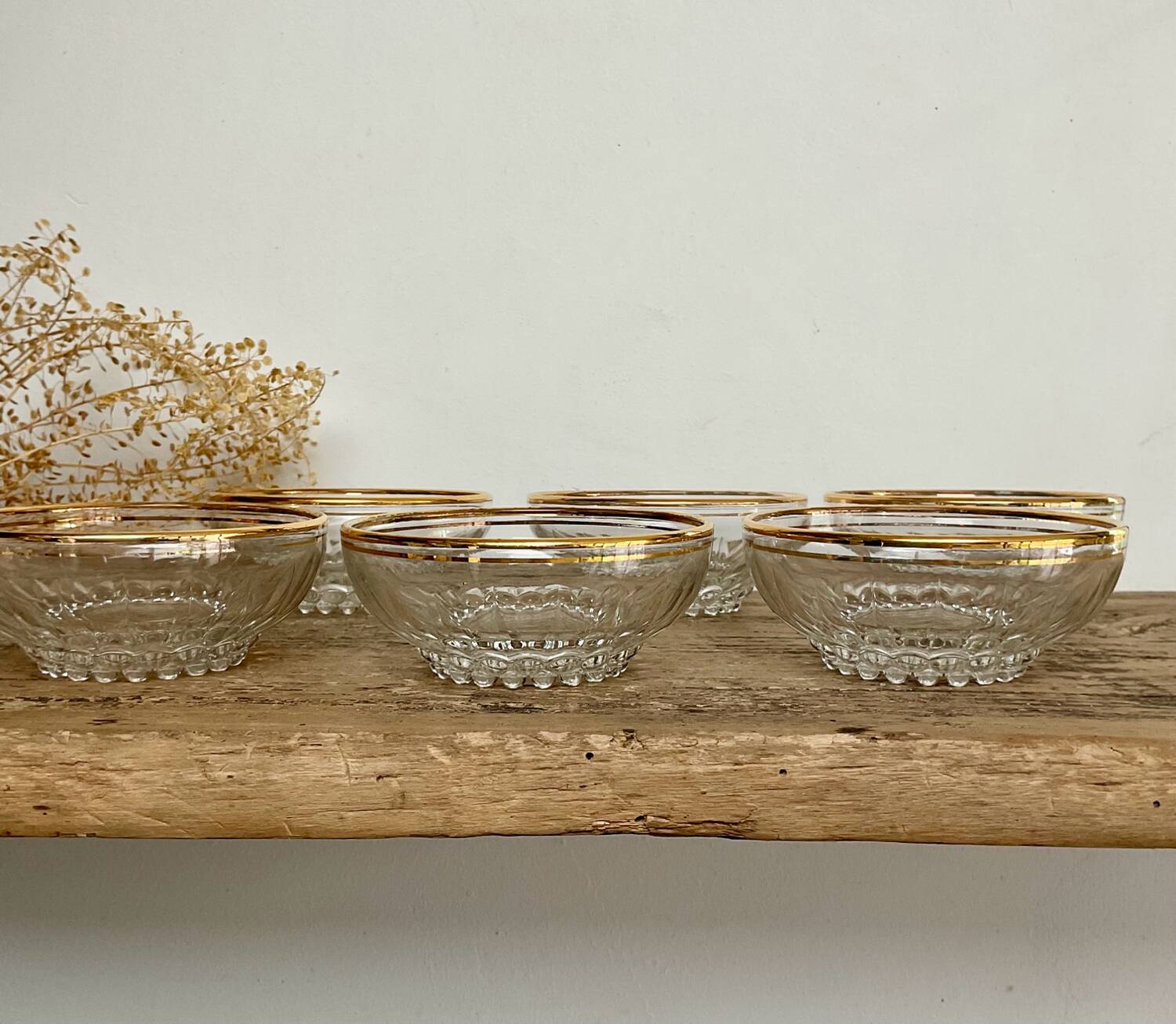 6 coupelles et le saladier verre vintage