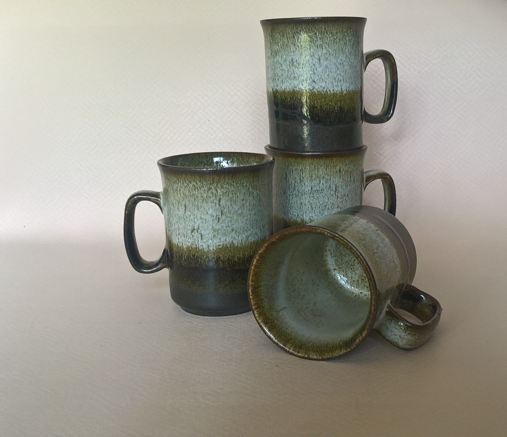 Quatre tasses en grès écossais Dunoon