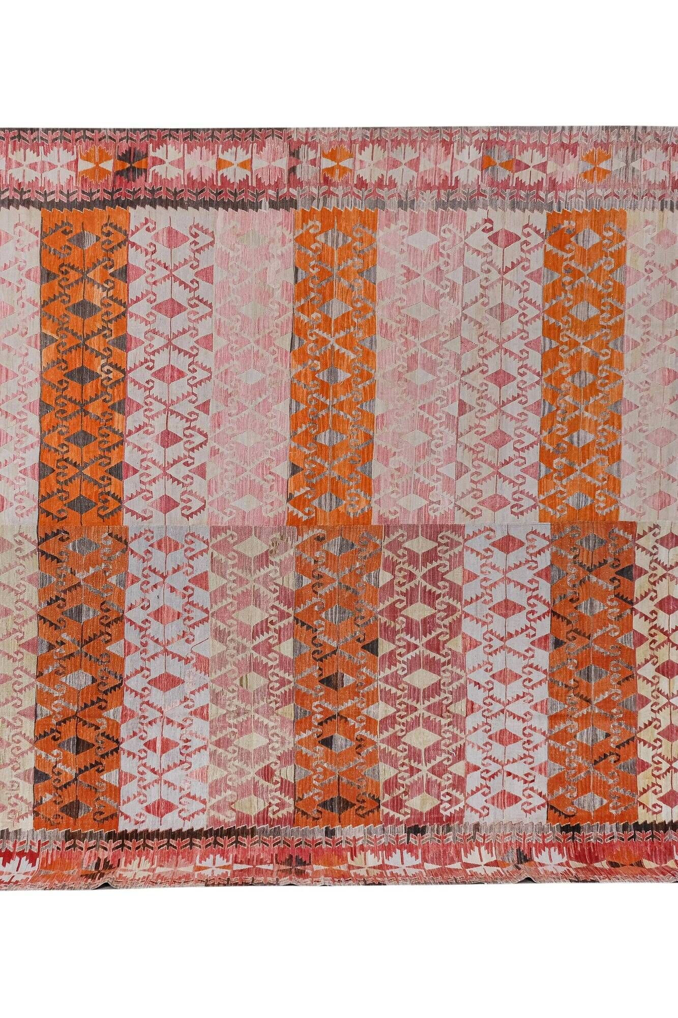 Vintage Turkish kilim, handwoven, 309x371 cm.