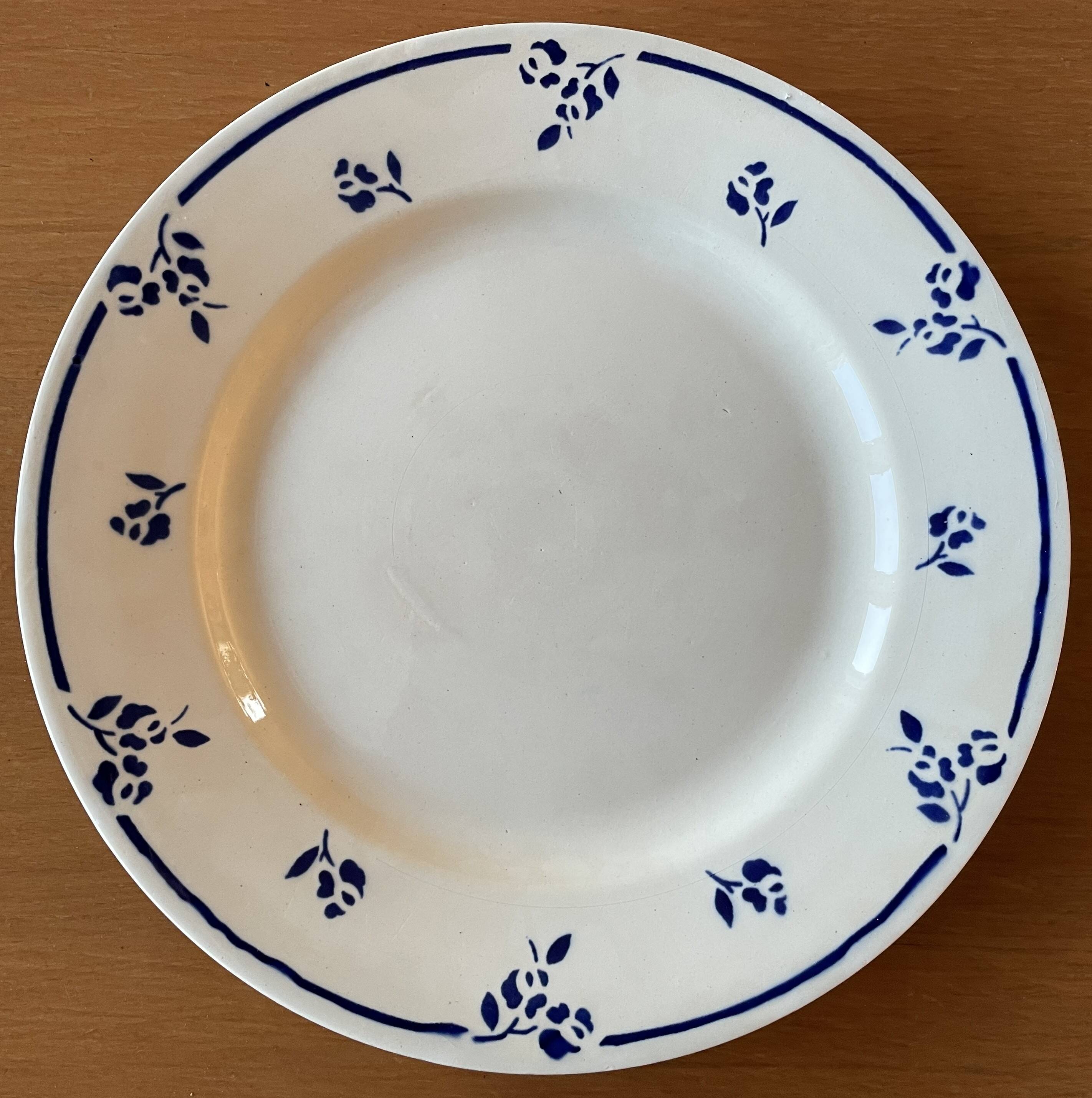 6 antique flat plates in Sarreguemines earthenware