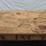 Farm table