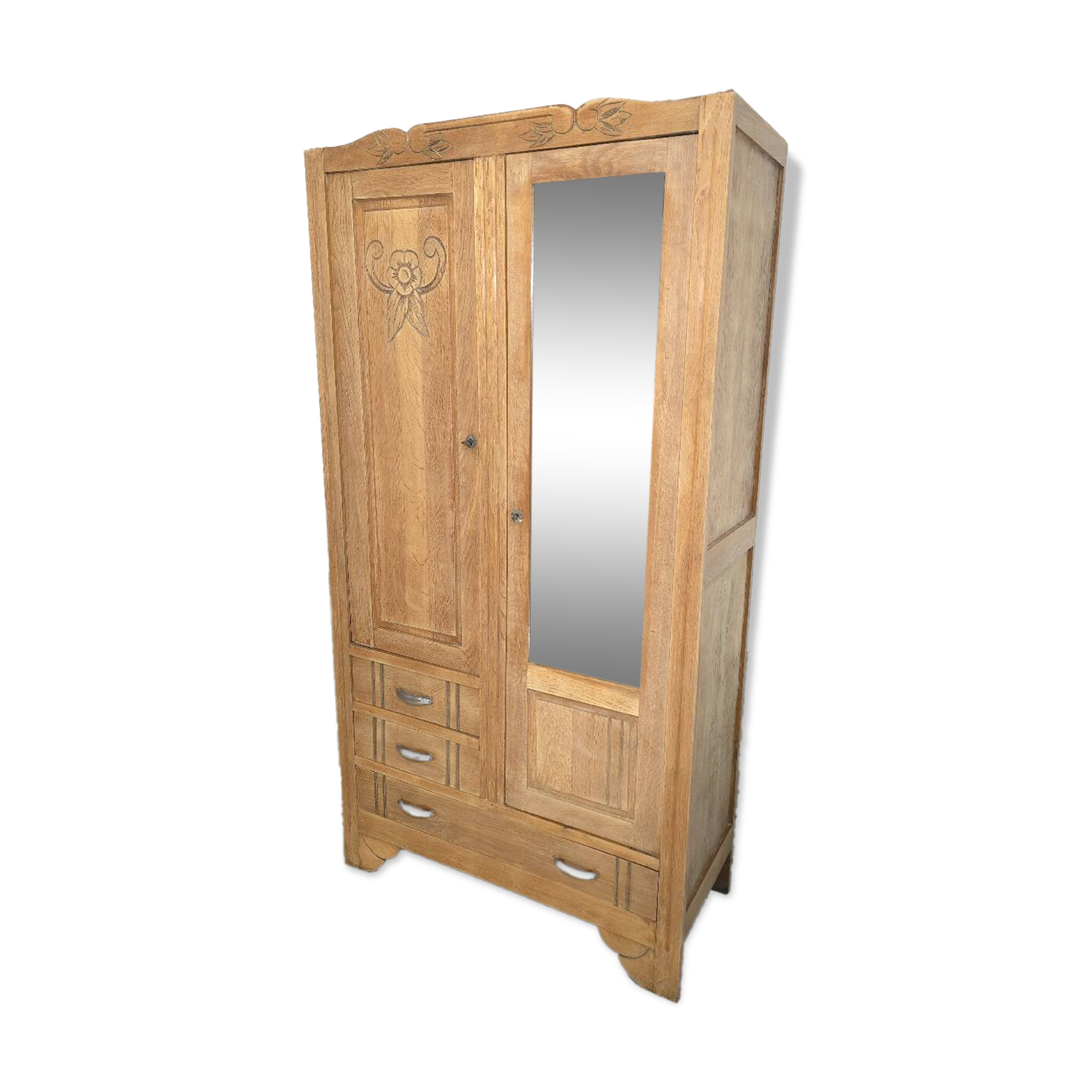 Art Deco wardrobe