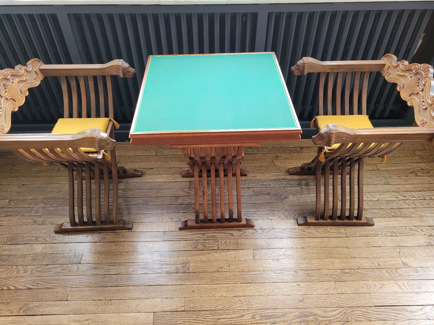 Set gaming tableacec armchairs Dagobert 1930