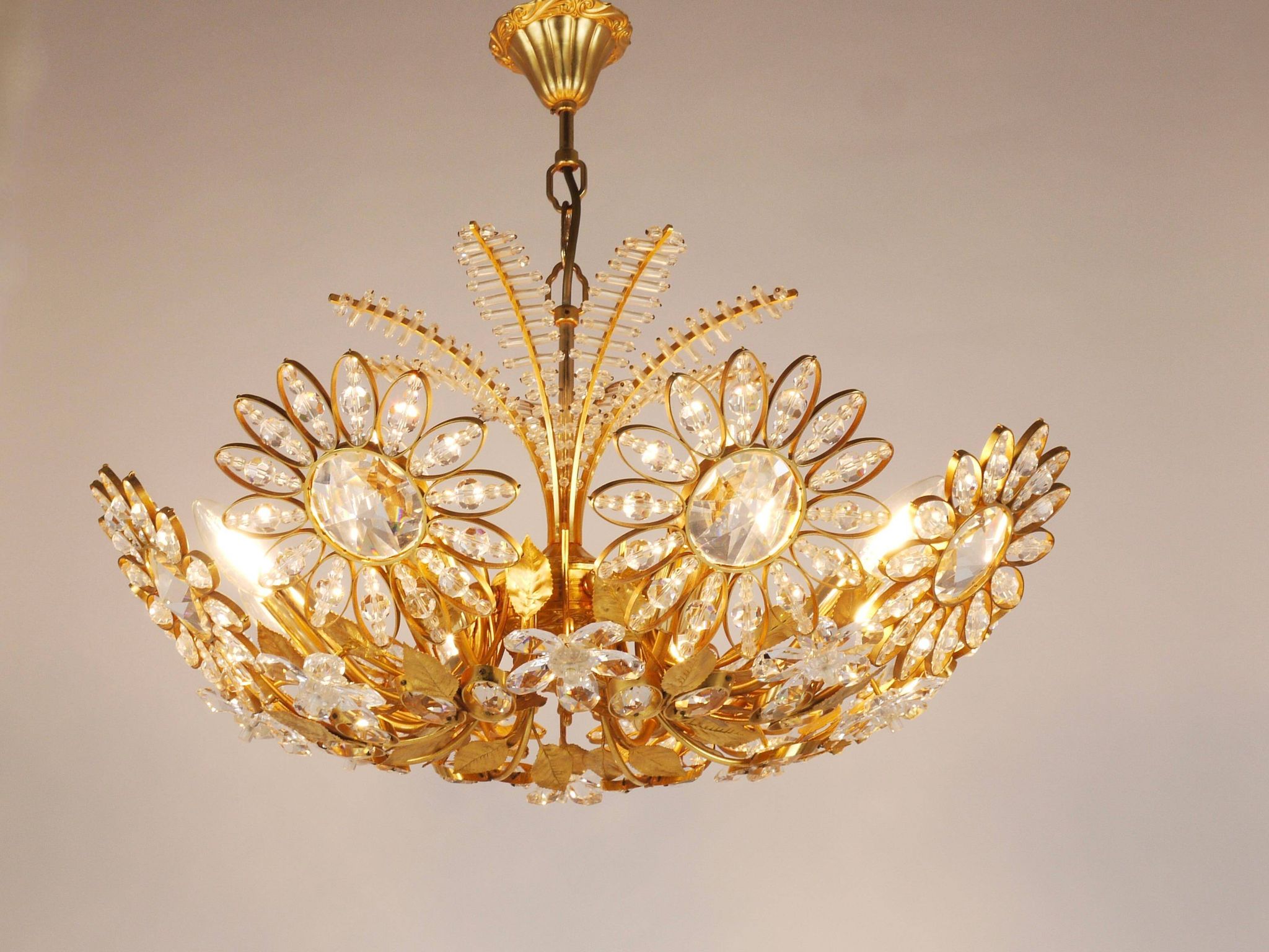 Ernst Palme Grand Chandelier Palm Tree Flower Palwa, Gilded Brass, Crystals, 1970s