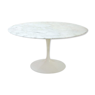 Table Tulipe vintage en marbre de Calacatta par Eero Saarinen pour Knoll