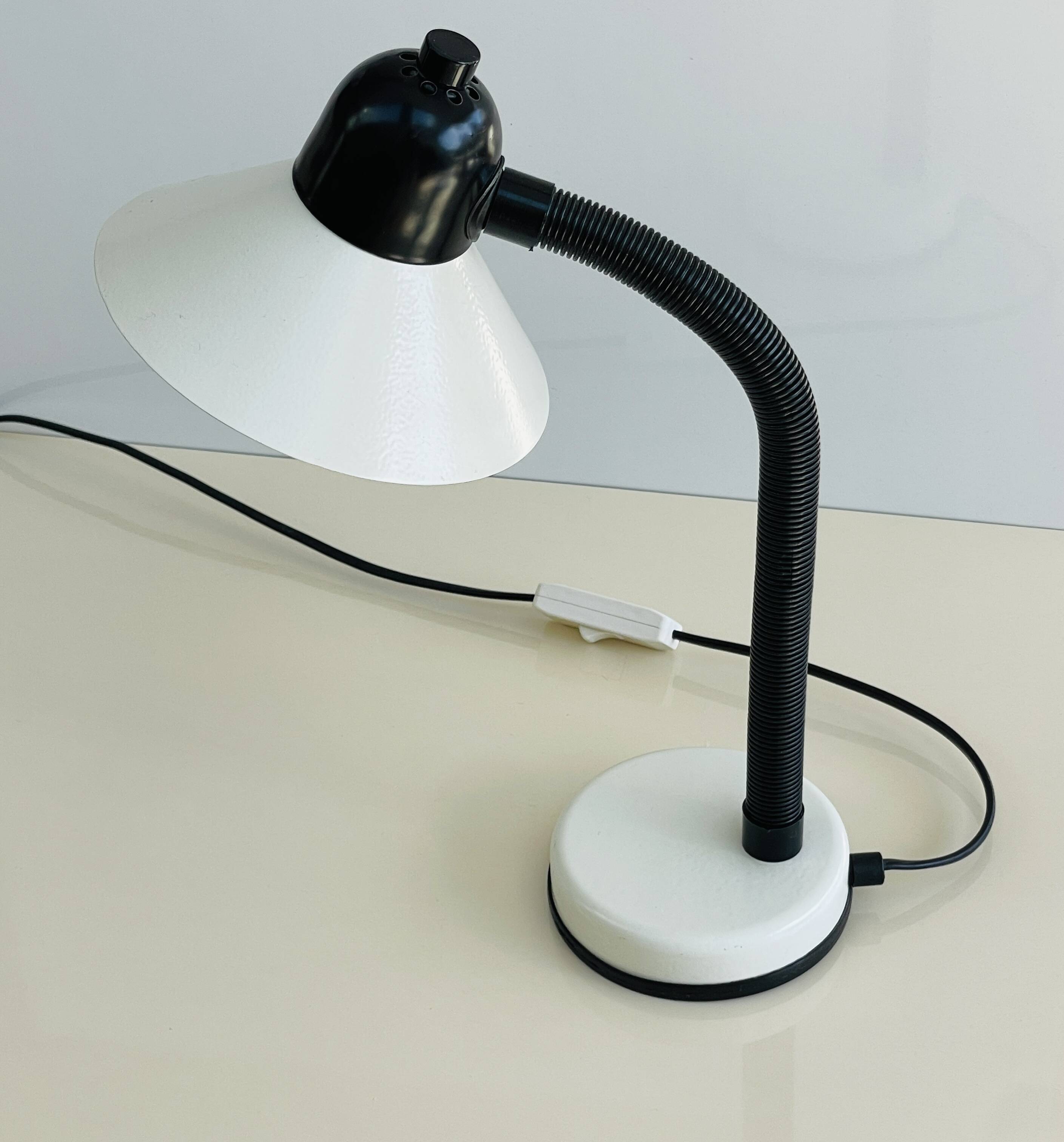 Vintage Aluminor desk lamp – flexible arm – made in France