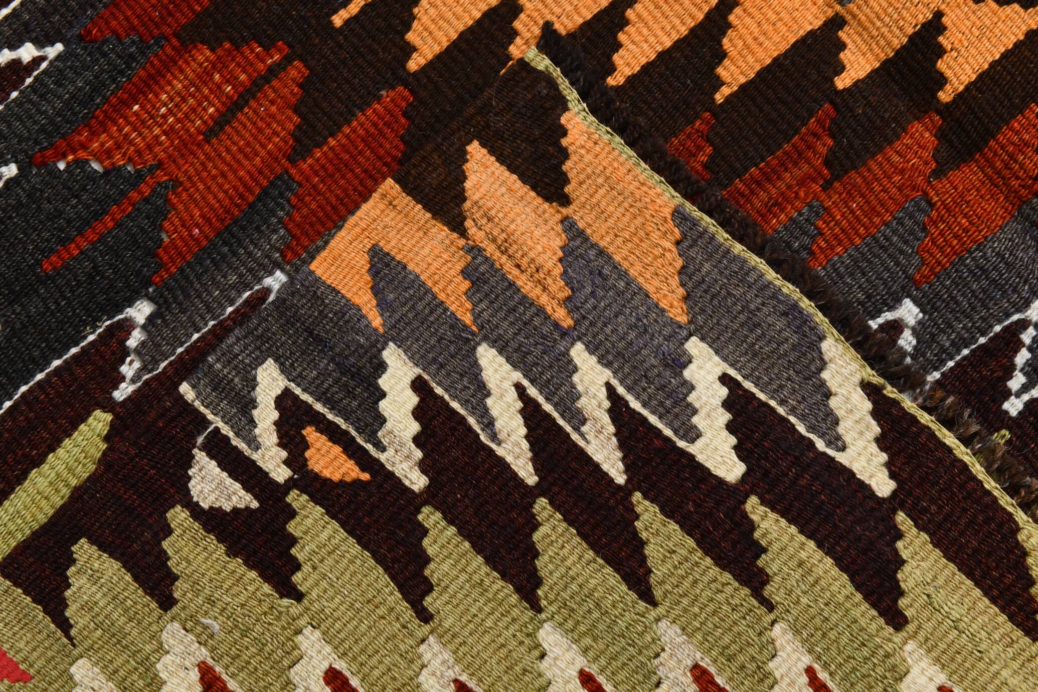 5x10 Madalion Design Turkish Kilim Rug,