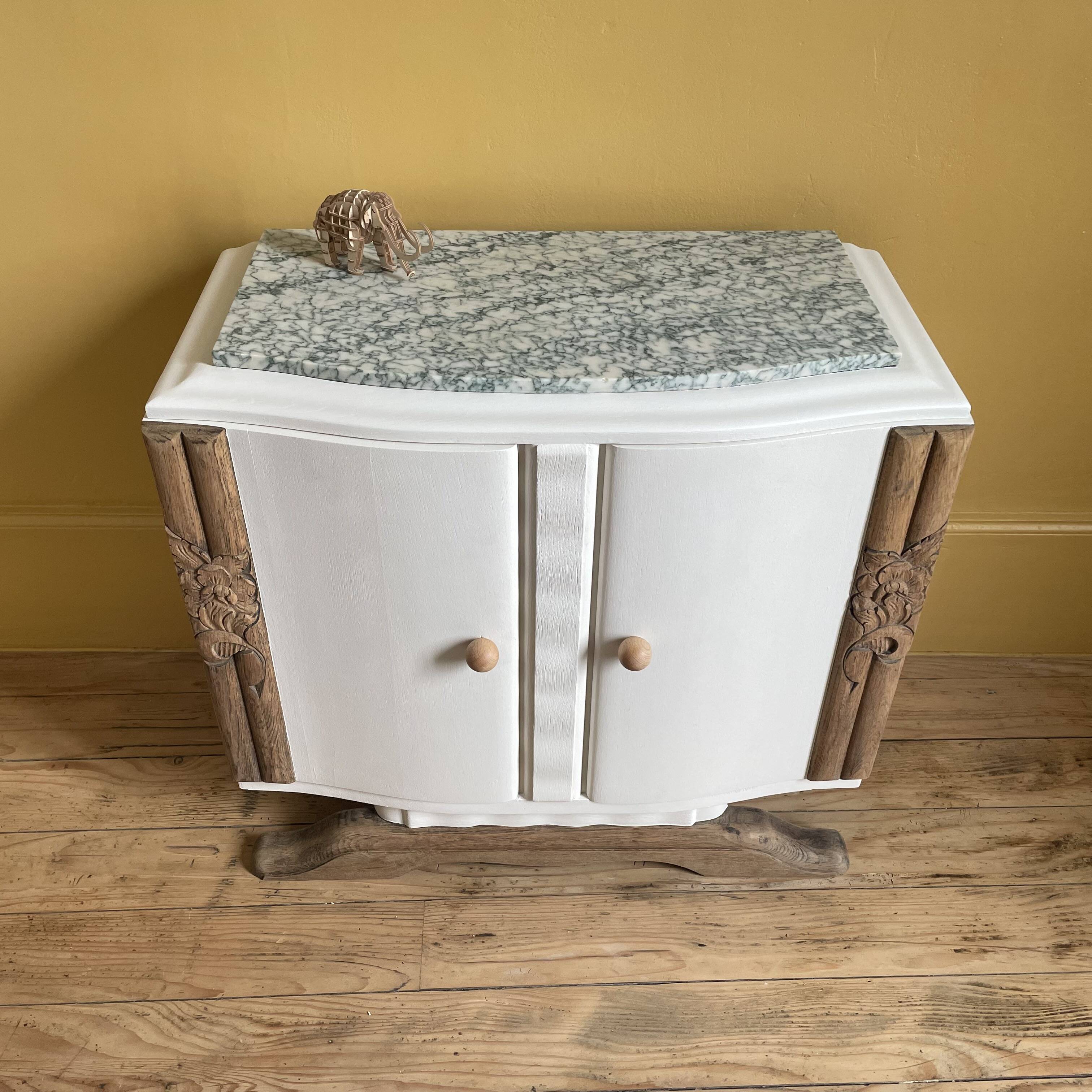 Small storage chest of drawers / art nouveau style