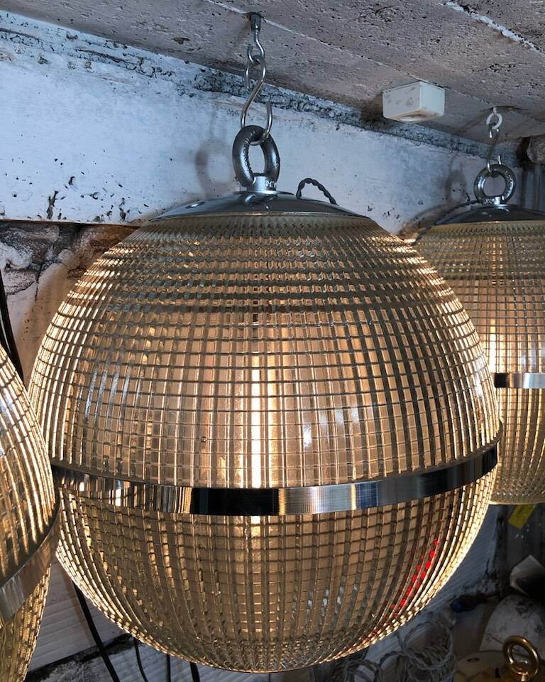 Aluminium holophane pendant light