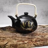 Japanese tea service, teapot and 6 cups, black, gold pattern.